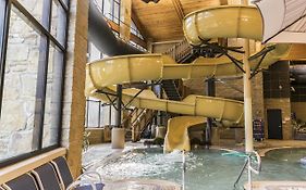 Abe Martin Lodge & Cabins